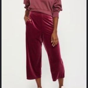 Abercrombie velvet wide leg size s